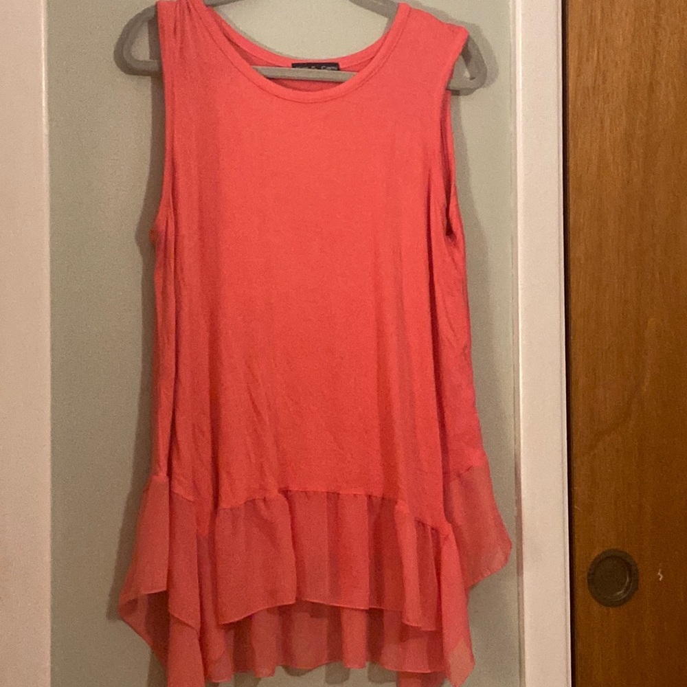 Kim & Cani 1X coral sleeveless shirt